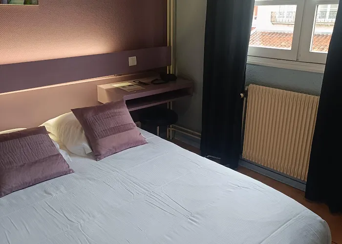 Hotel La Route Des Vins 3*